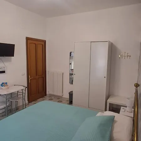 Floridia Bed & Breakfast 4*